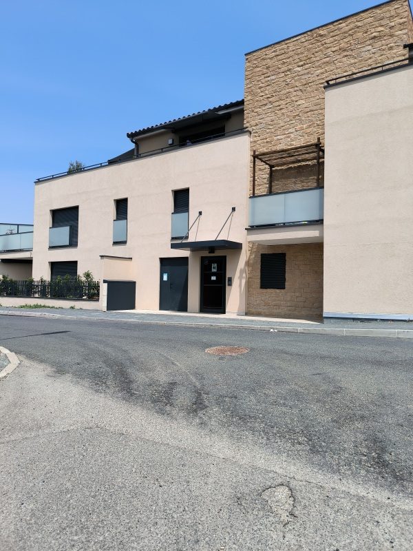 Parking/Garage – 152€/mois