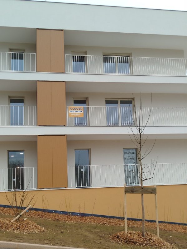 Parking/Garage – 57m² – 105€/mois