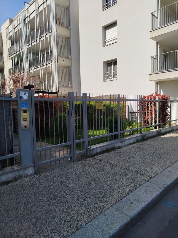 Parking/Garage – 85€/mois