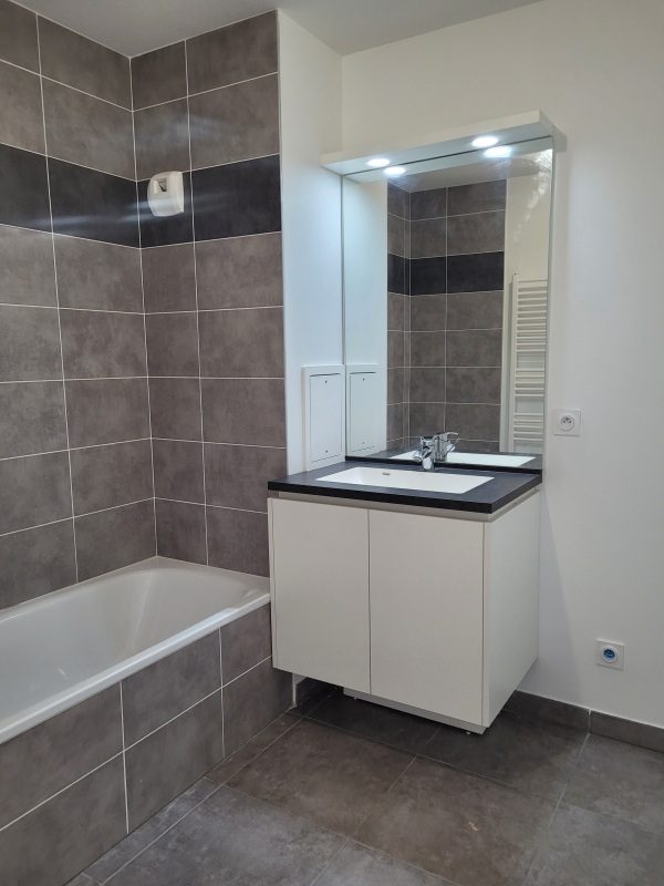 Appartement T3 – 60m² – 832€/mois