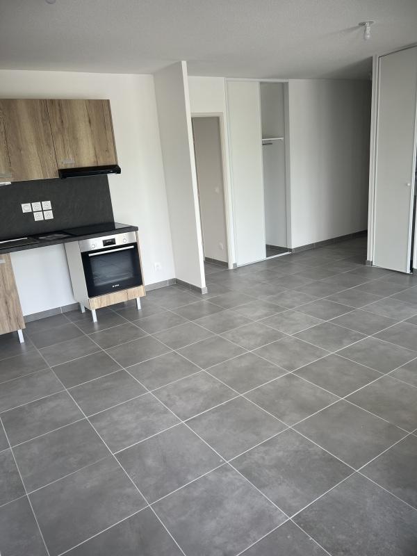 Appartement neuf – 58m² – Garage/parking  – 931€/mois