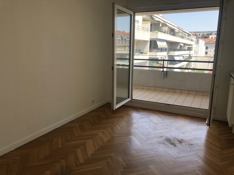 Appartement T4 – 87m² – 1 337€/mois